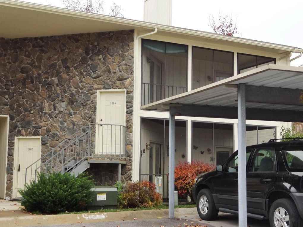 1606 Park Deville Pl - Photo 2 of 9