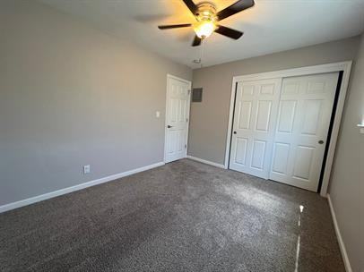 920 Blue St #4 - Photo 5 of 6