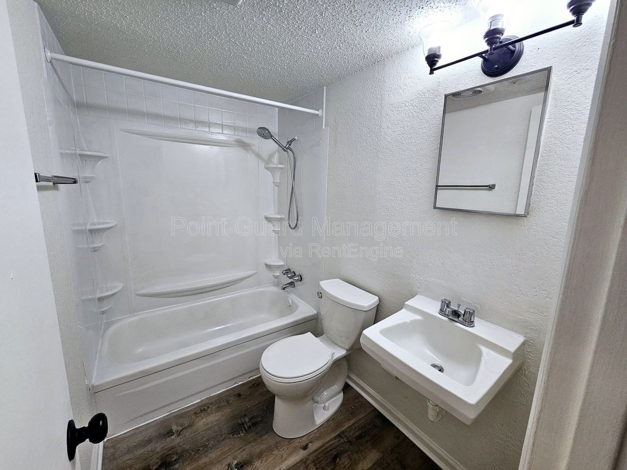 1509 Oxford Pl #28 - Photo 4 of 15