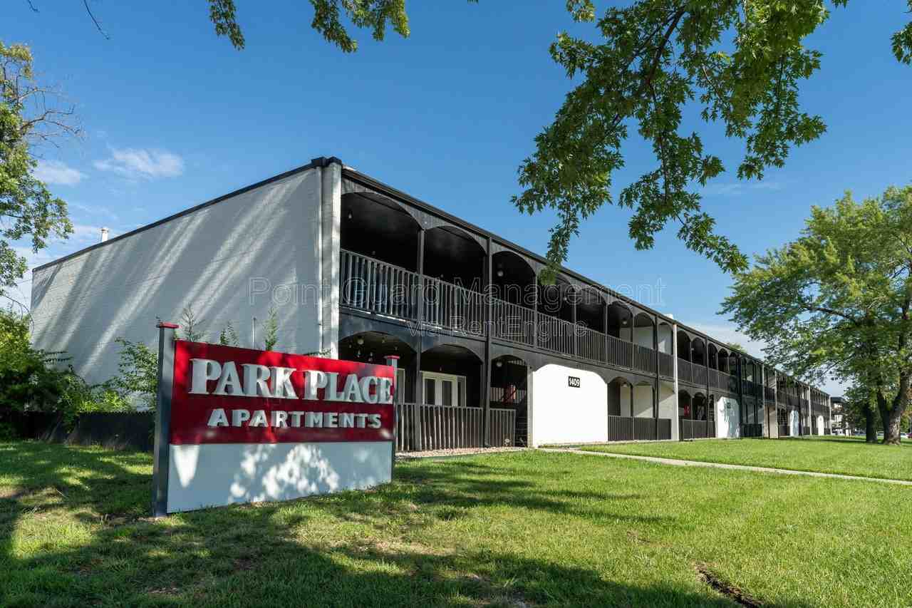 1509 Oxford Pl #28 - Photo 7 of 15