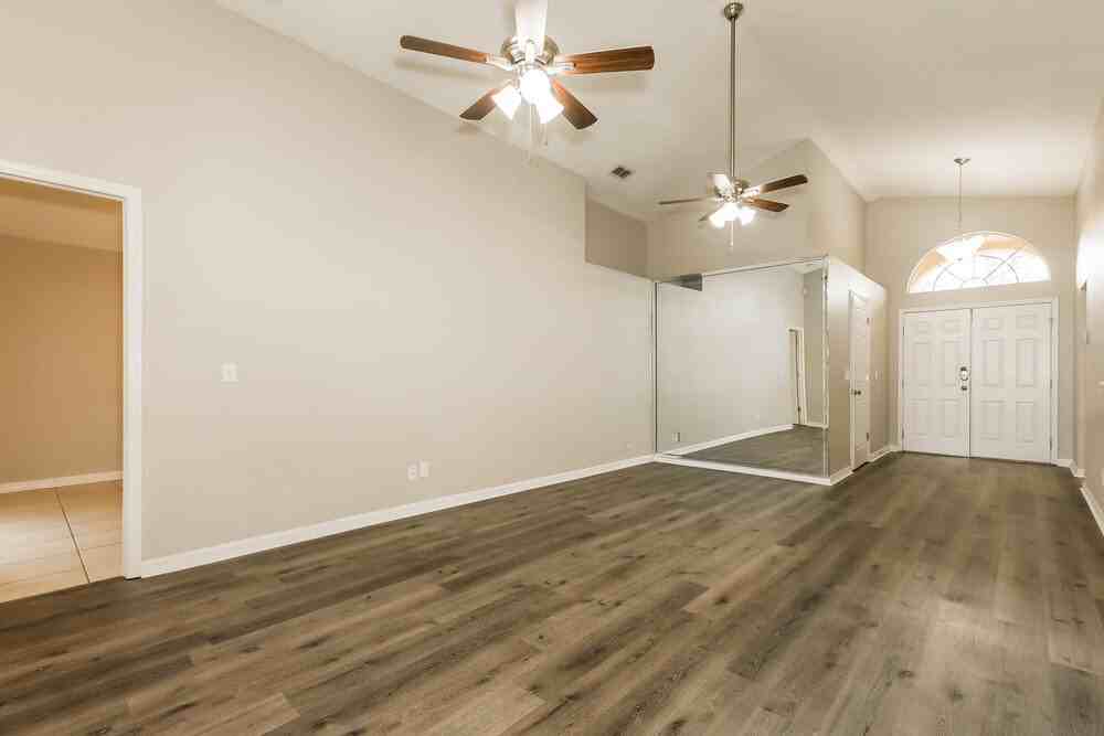 2524 Gotham Way - Photo 3 of 16