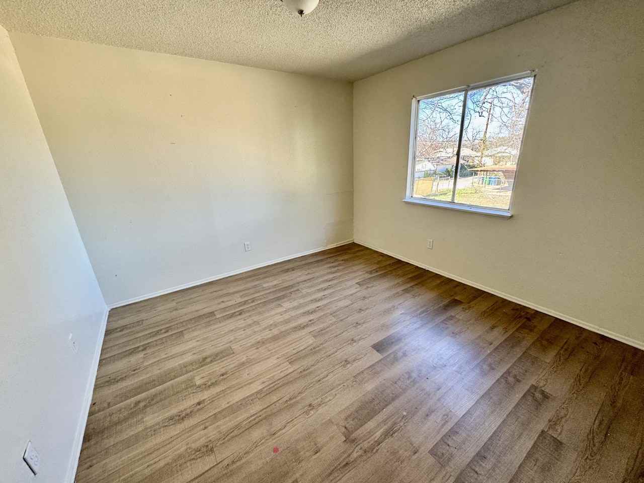 5113 Sierra St #2 - Photo 3 of 18