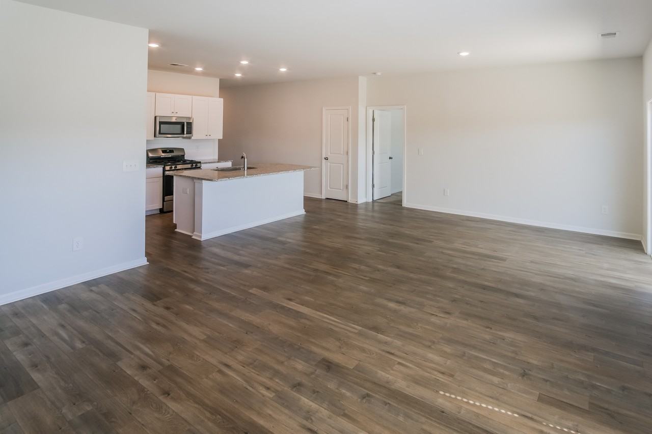 258 Cypress Tree Loop - Photo 5 of 20