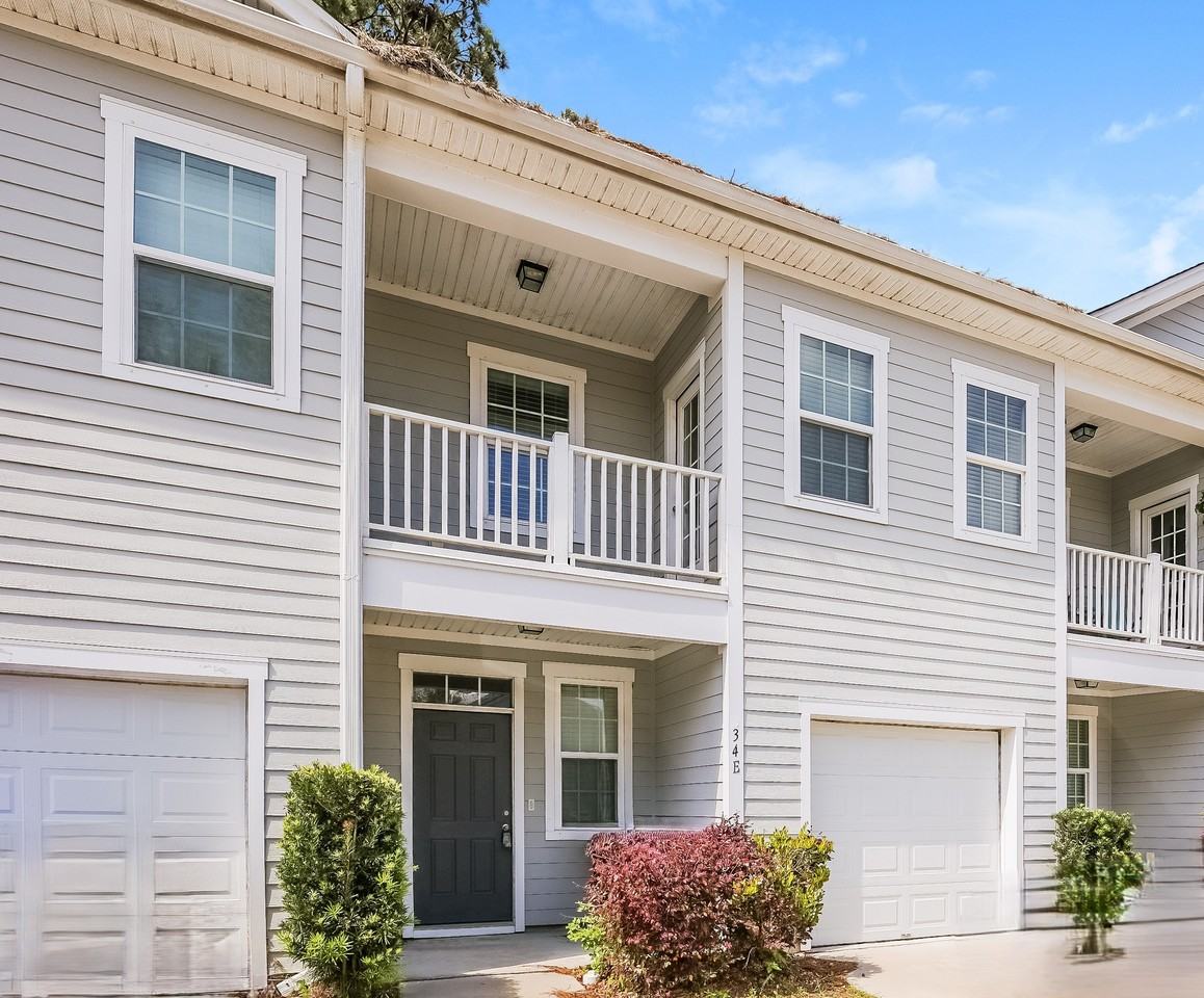 34 Rivers Point Row Unit D - Photo 2 of 26