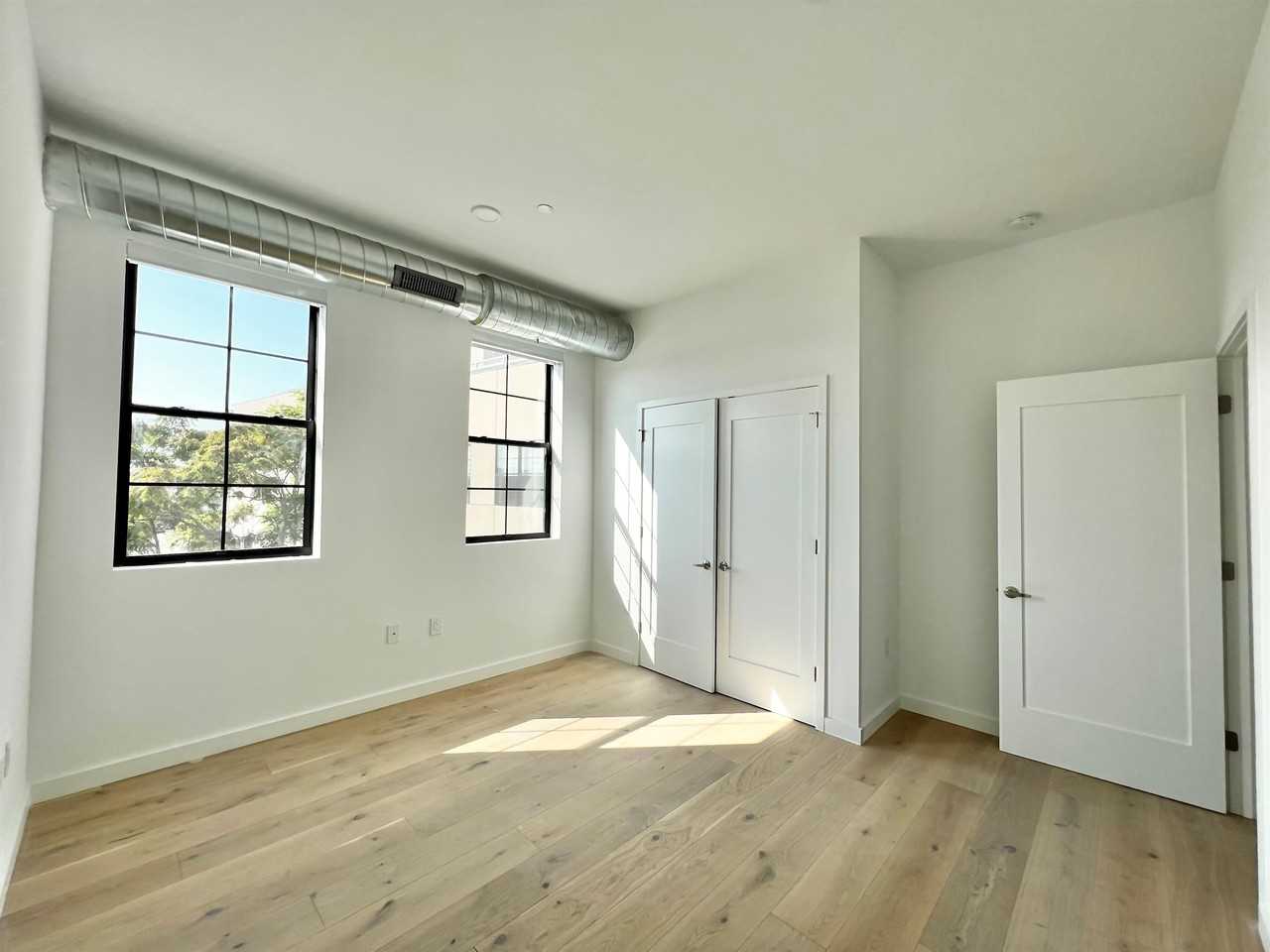 170 Monmouth St #420