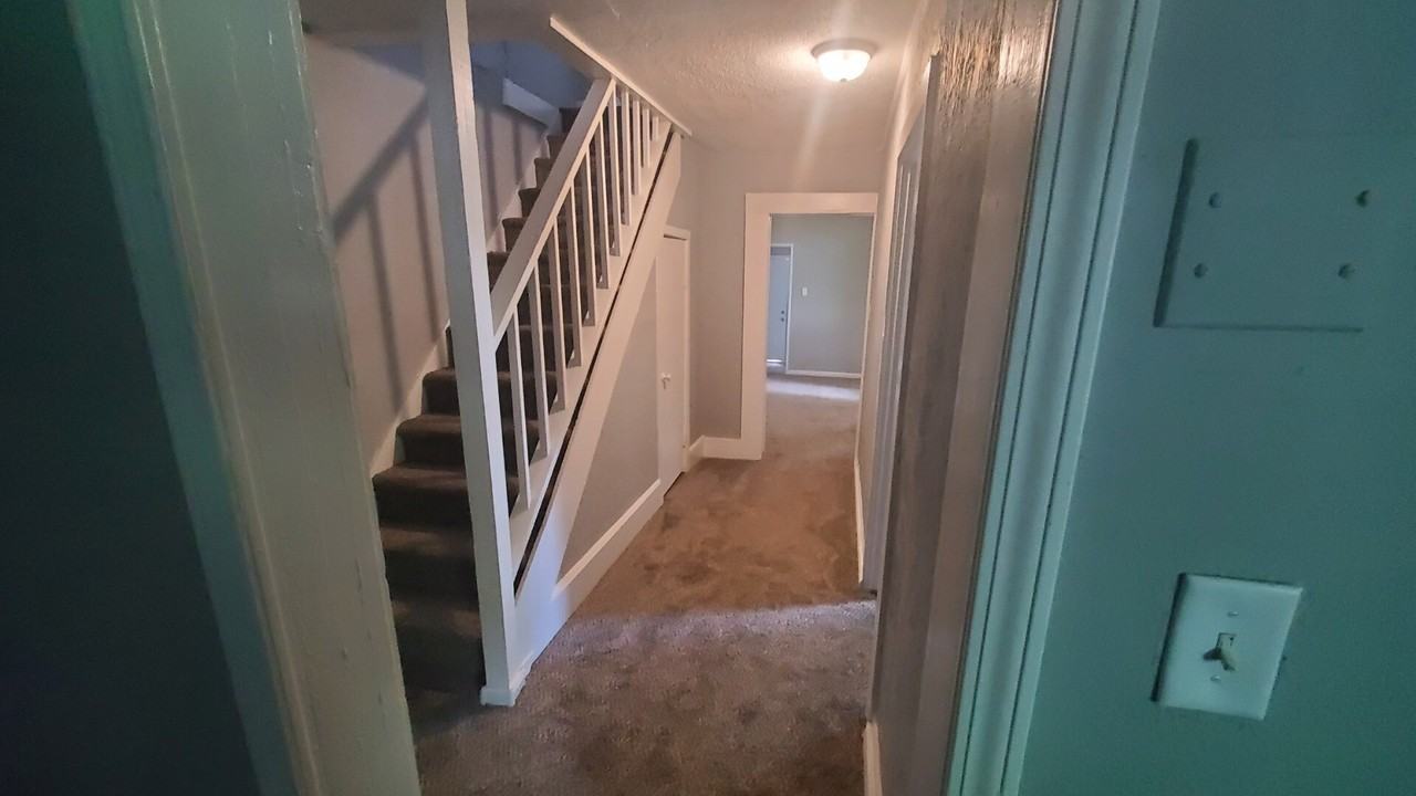 630 N Cherry St #BB - Photo 2 of 25