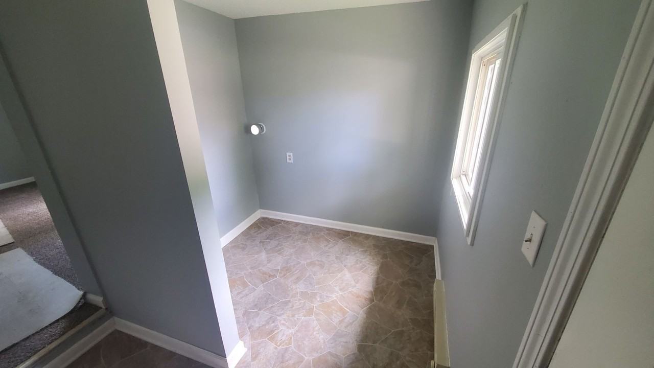 640 N Cherry St #BB - Photo 3 of 22