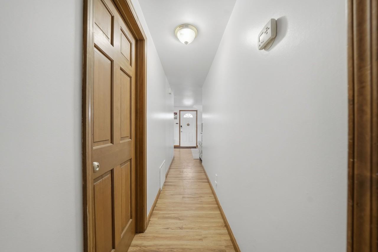 56 Klaum Ave - Photo 2 of 38