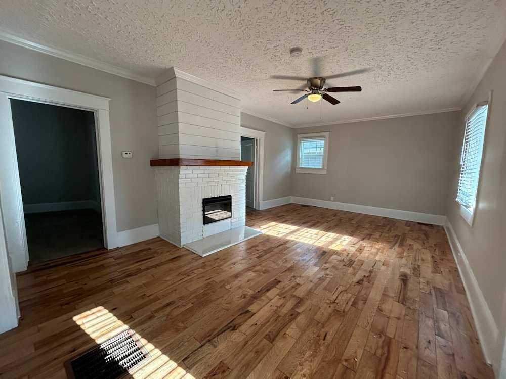 1854 Watkins St #NA - Photo 2 of 7