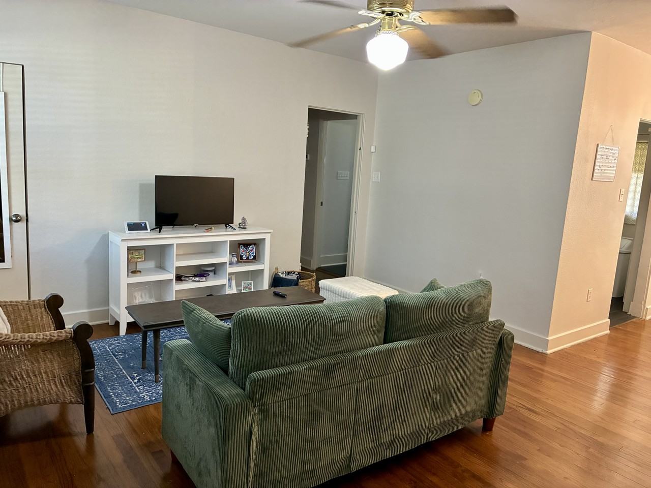 1909 Arlington Ave #1909 - Photo 4 of 11