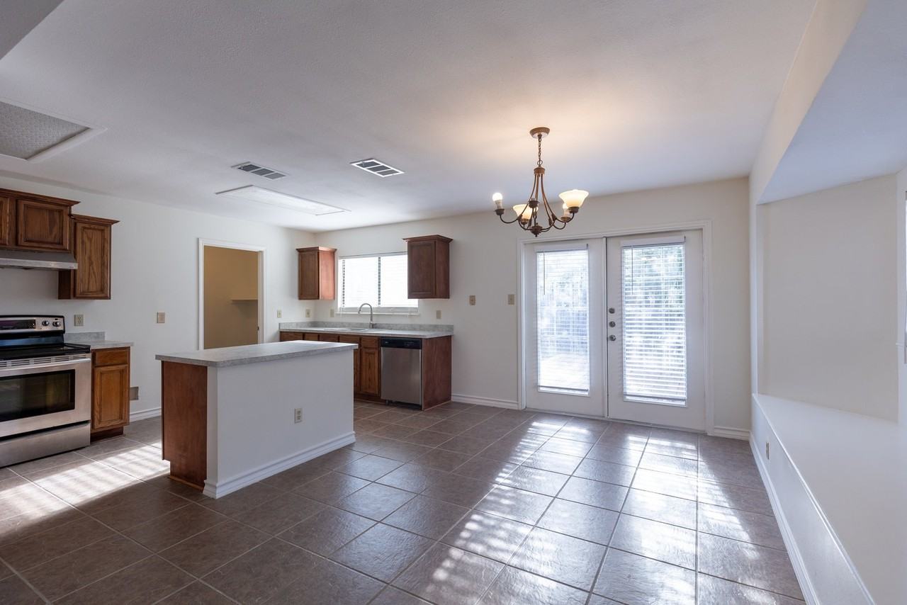 9647 Barbwire - Photo 7 of 26