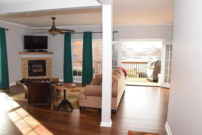 1923 28th Ave N - Photo 6 of 26