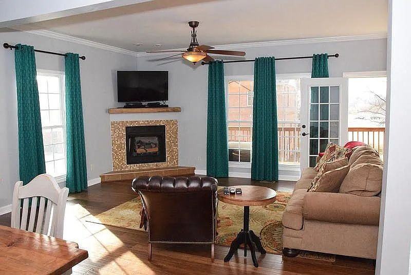 1923 28th Ave N - Photo 7 of 26