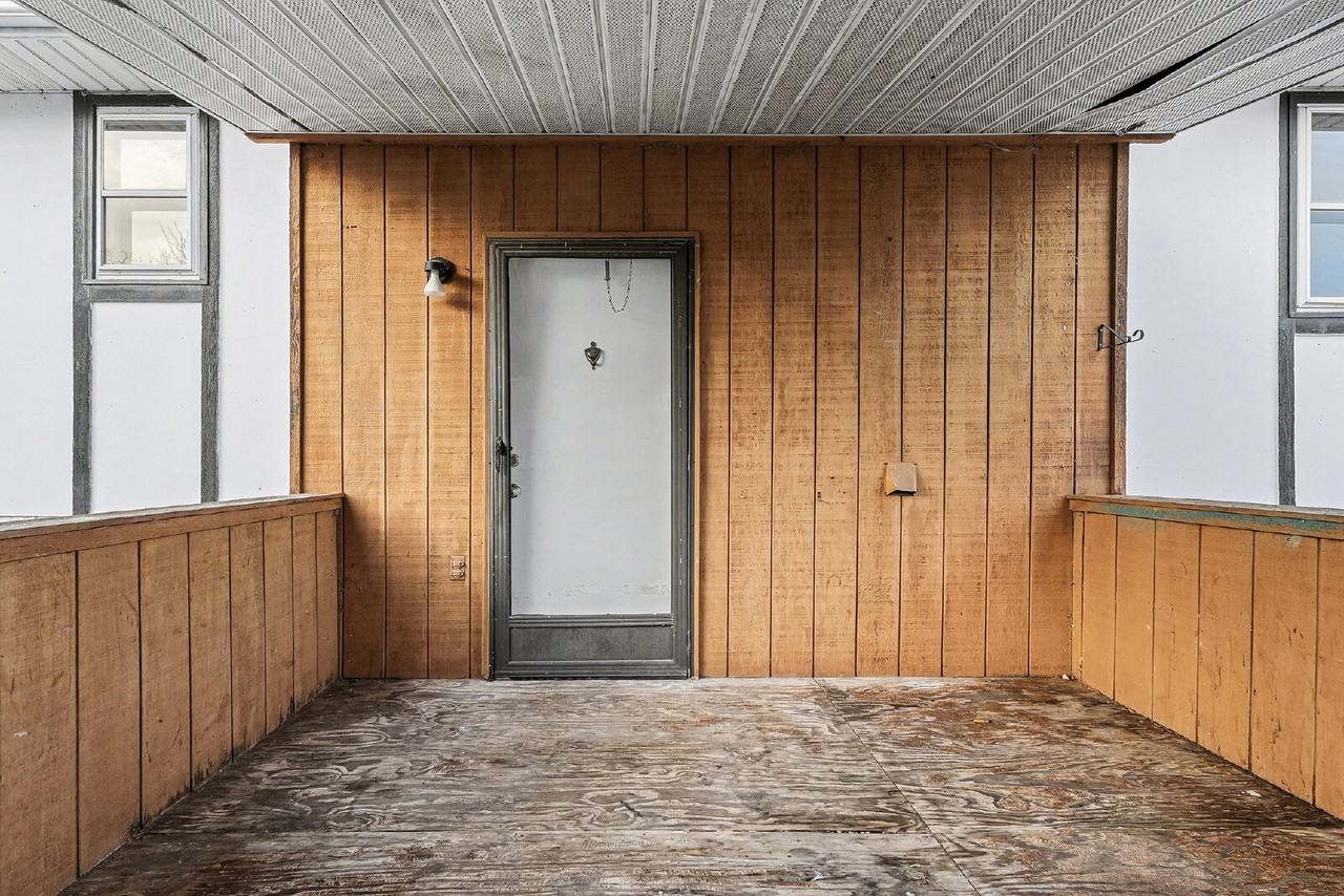 2208 Bay City Rd #2 - Photo 7 of 20