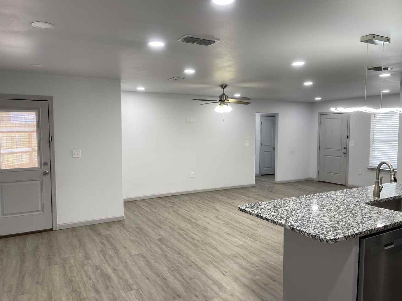 5610 Kemper St - Photo 3 of 19