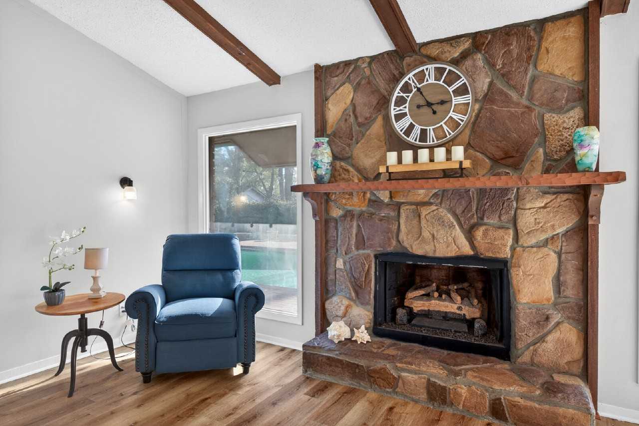 5 Dorchester Ct - Photo 7 of 34