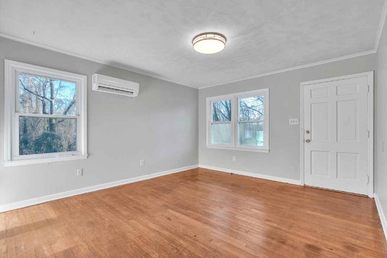 408 Yardley Ct Unit B - Photo 4 of 27