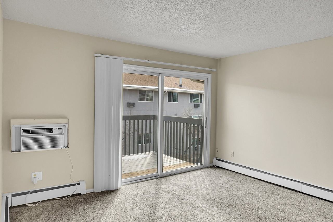 5030 El Camino Dr #23 - Photo 4 of 27