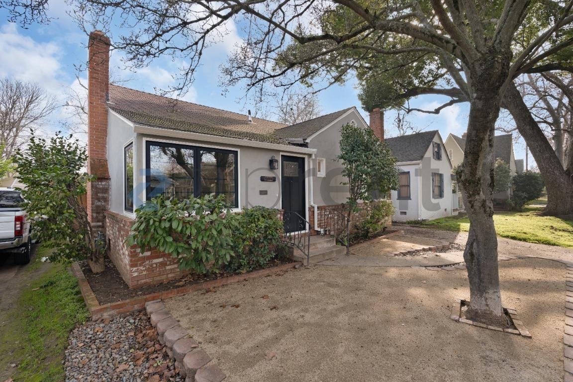 2633 16th St - Photo 2 of 17