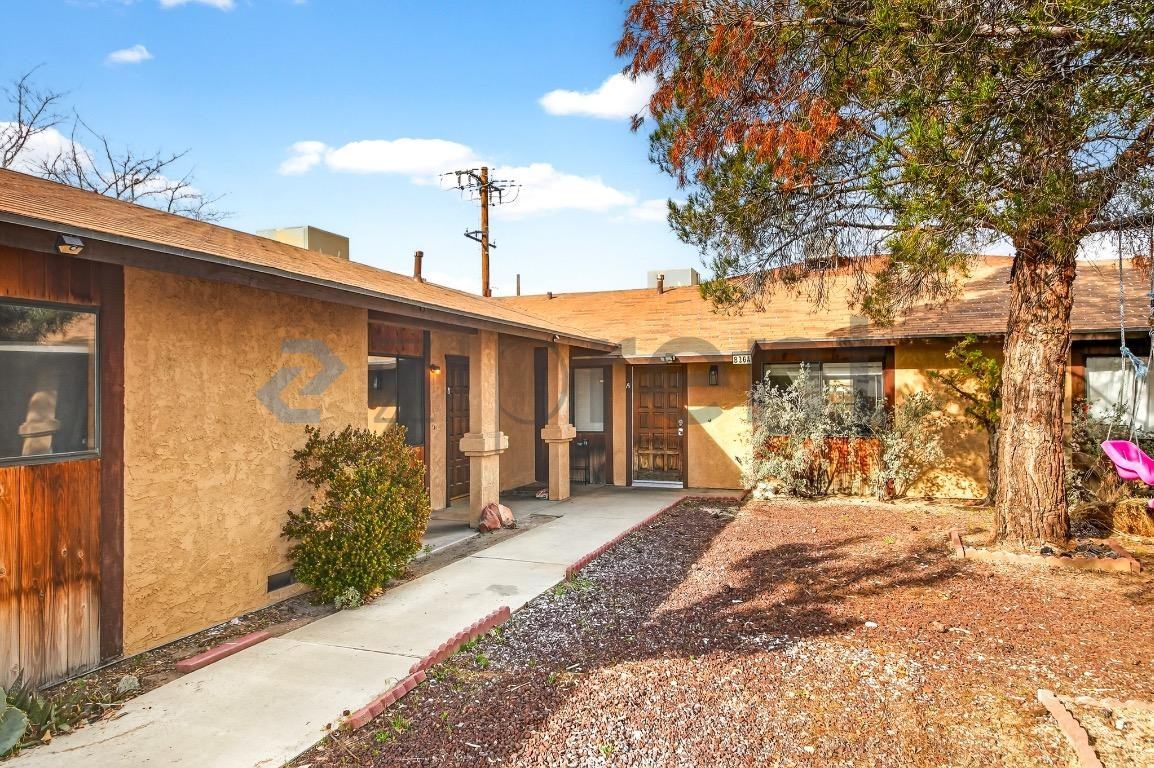 836 W Atkins Ave #A - Photo 2 of 17