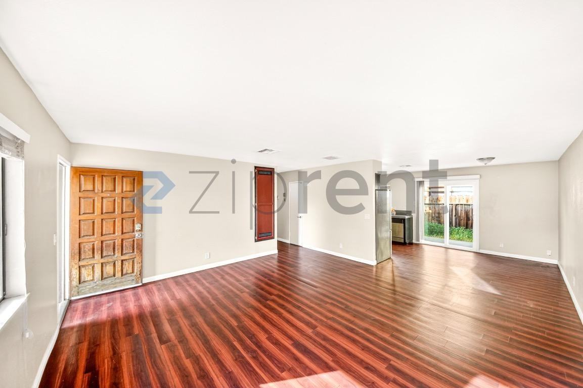 836 W Atkins Ave #A - Photo 6 of 17