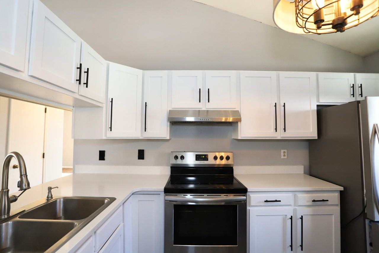 7356 Liberty Bell Dr - Photo 7 of 29