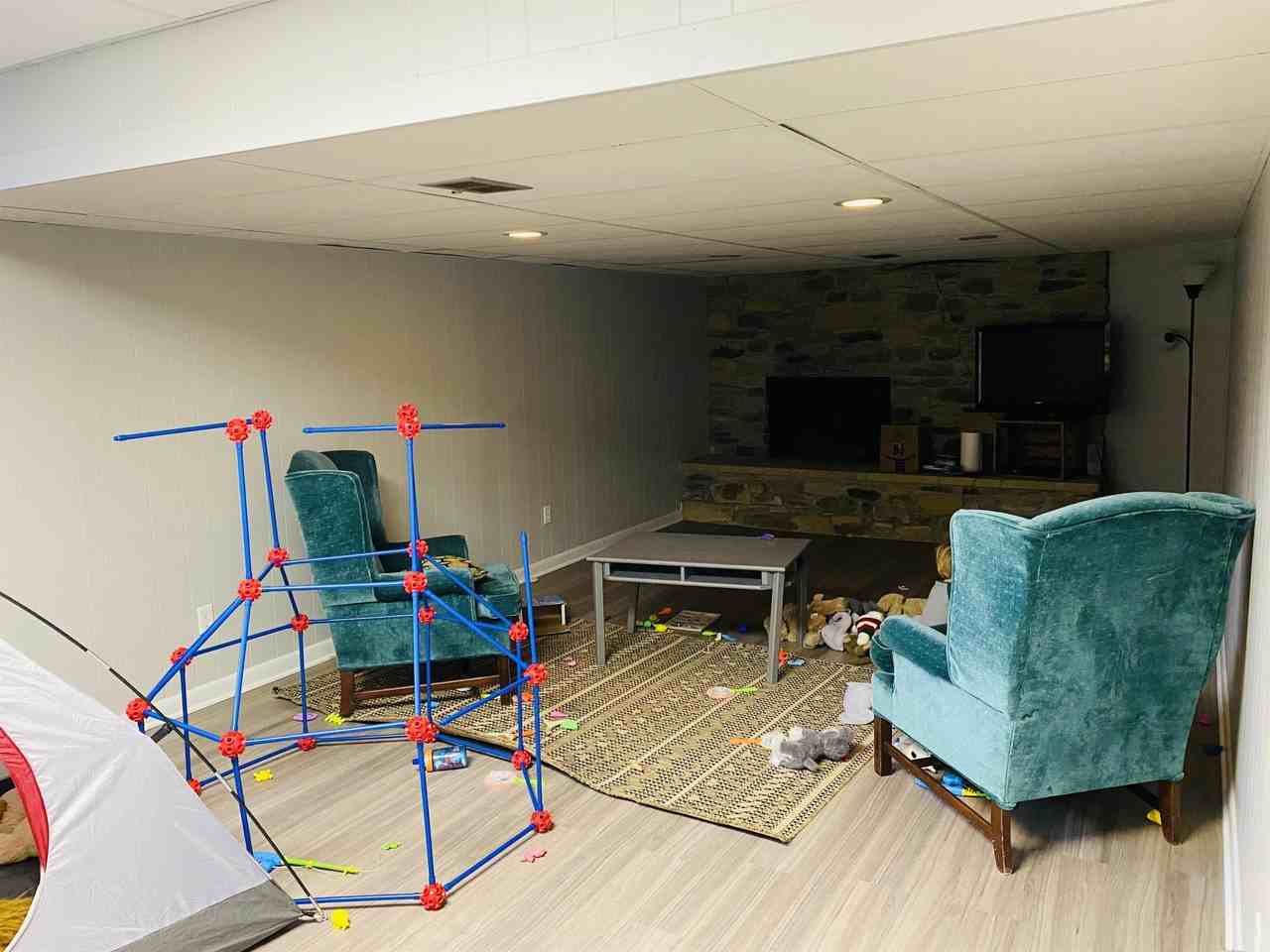 3629 S Kingsbury Ave #14749601 - Photo 2 of 20