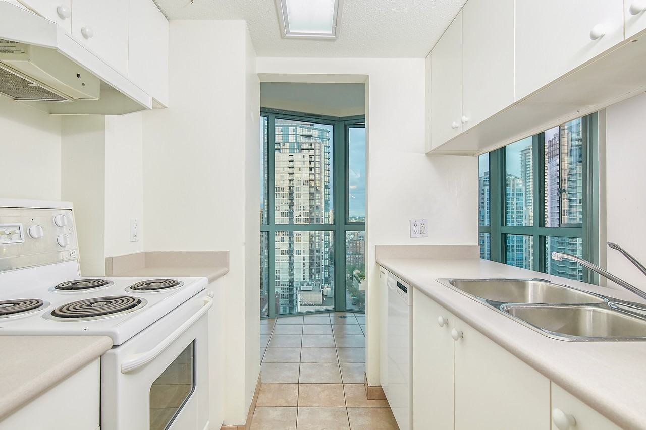 1188 Howe St #1804 - Photo 2 of 20