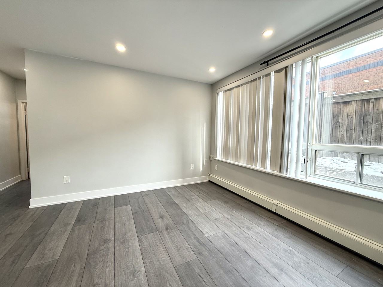 449 Concession St #1 - Photo 2 of 6