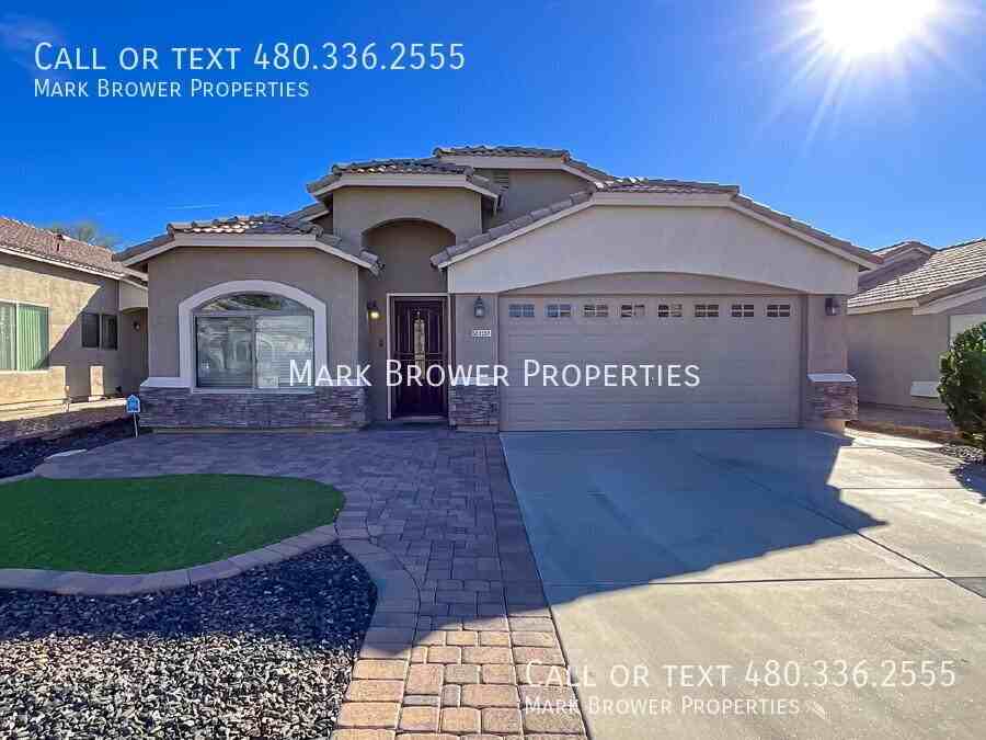 1255 E Elm Rd - Photo 2 of 26