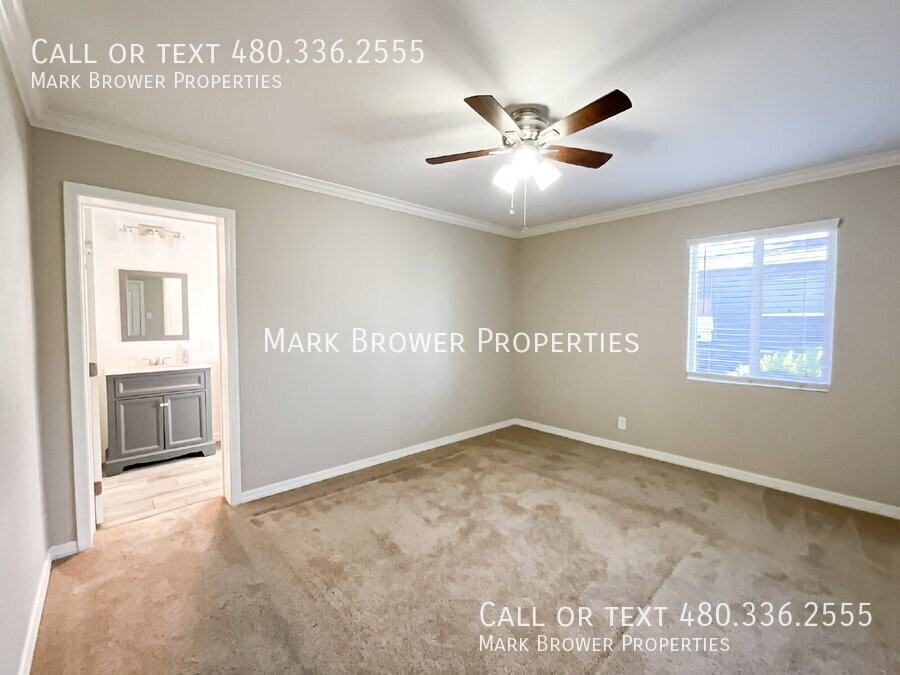 2241 W Clarendon Ave - Photo 7 of 16