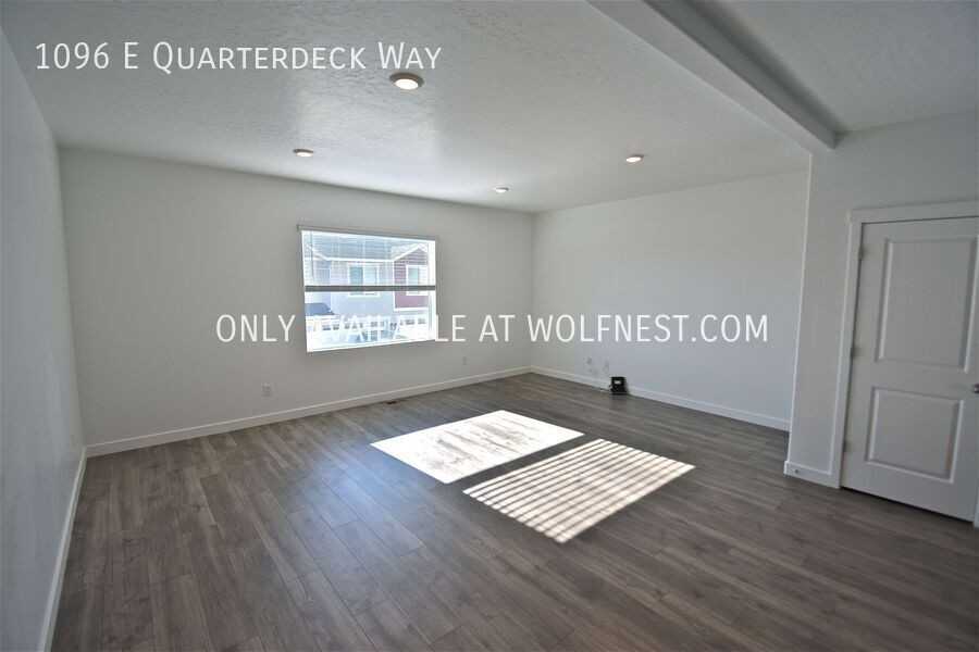 1096 E Quarterdeck Way - Photo 6 of 32