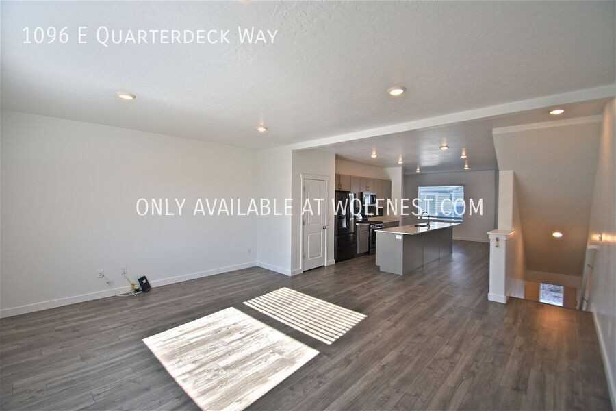 1096 E Quarterdeck Way - Photo 7 of 32