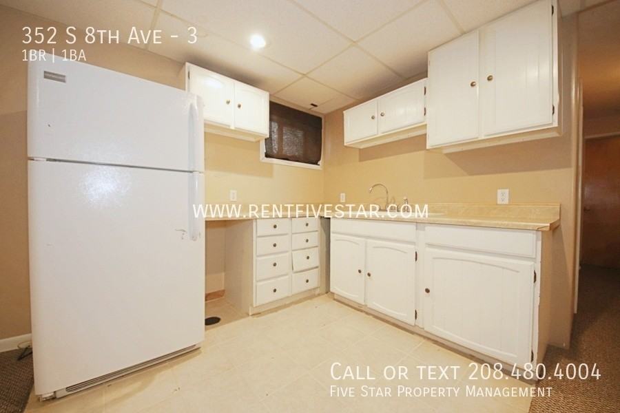 352 S 8th Ave #3 - Photo 4 of 9