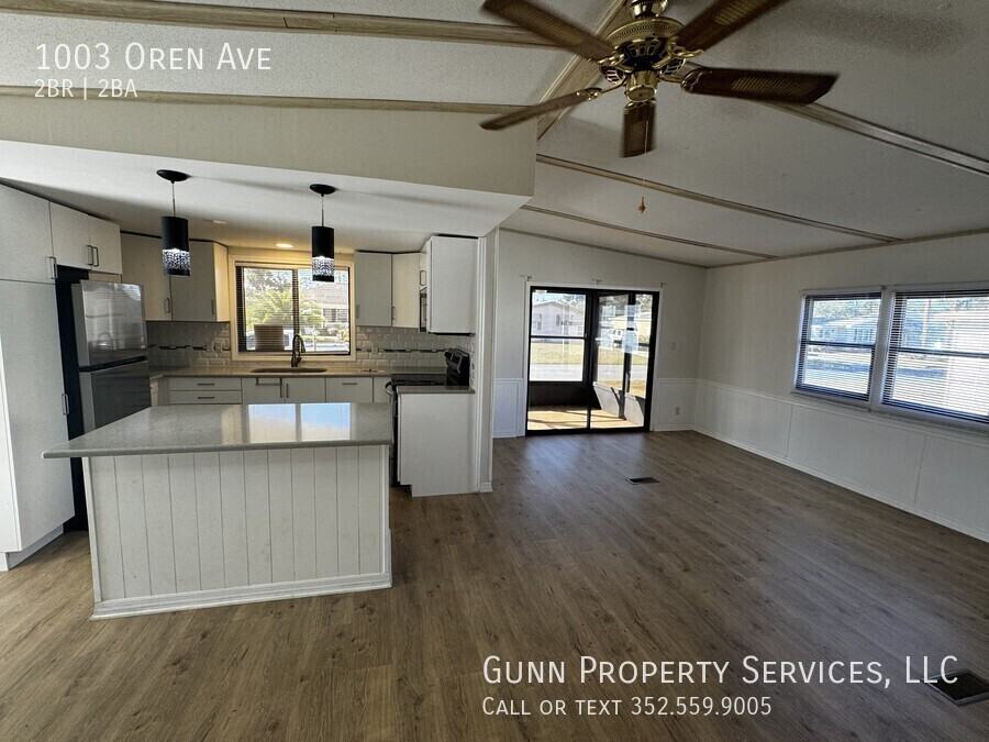 1003 Oren Ave - Photo 3 of 17