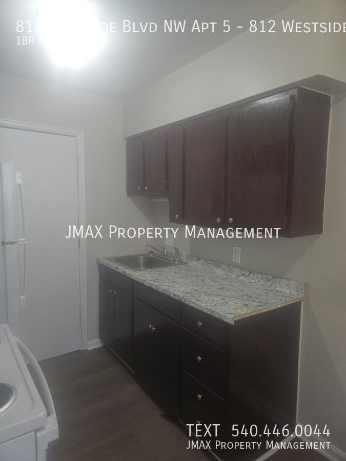 812 Westside Blvd Nw Apt 5 - Photo 4 of 8