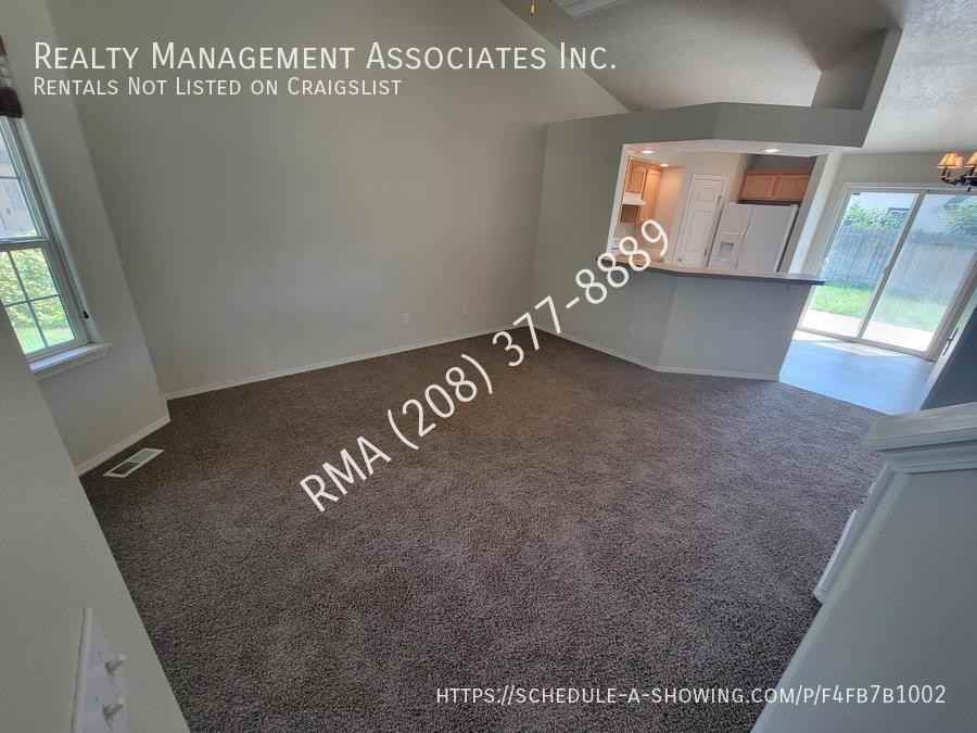 4039 W Bedrock Dr - Photo 4 of 17