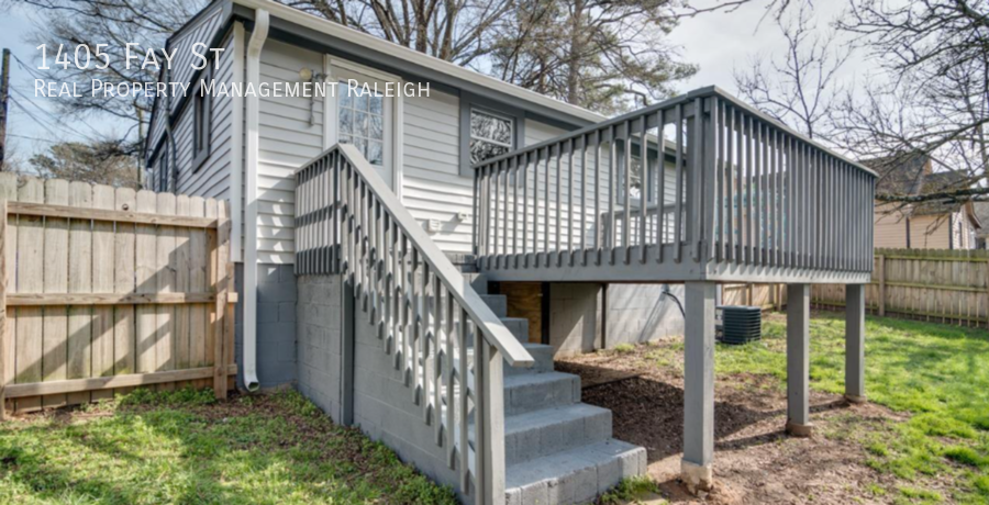 1405 Fay St - Photo 2 of 11