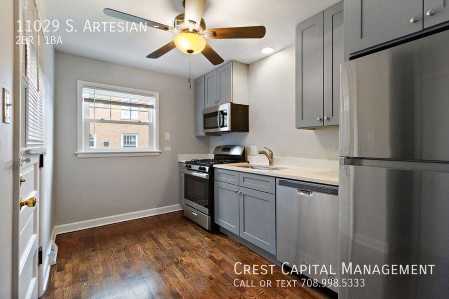 11029 S Artesian Ave #1E - Photo 2 of 10