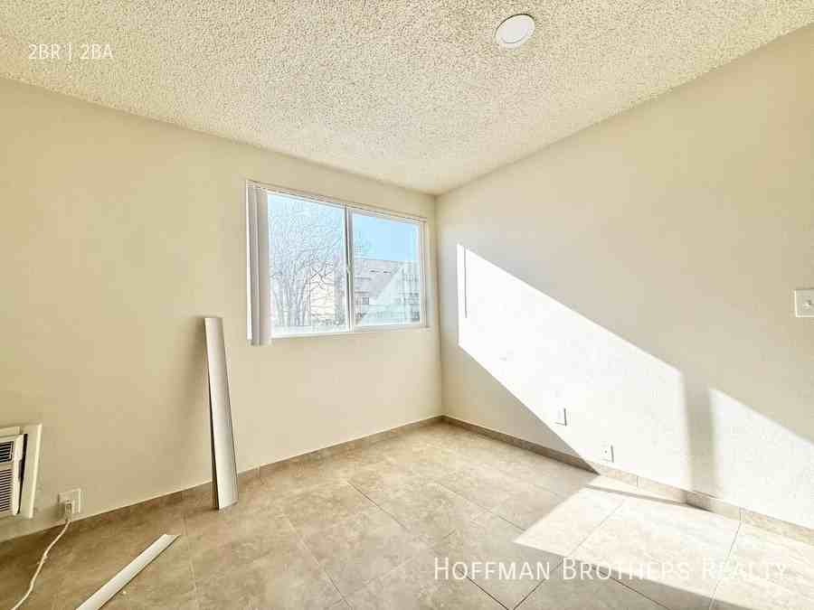 12021 Allegheny St #28 - Photo 5 of 9