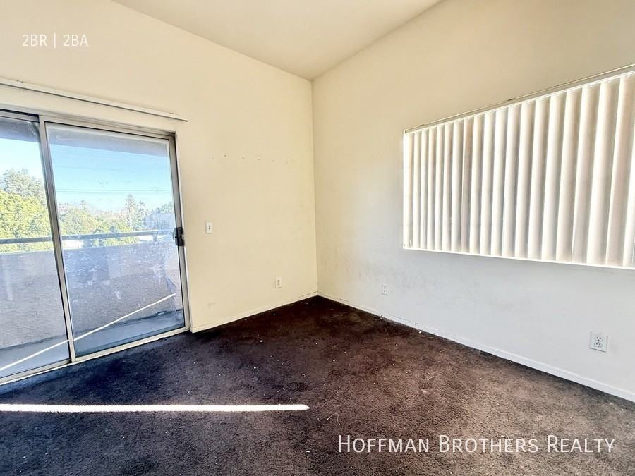 7349 Balboa Blvd #1 - Photo 5 of 10