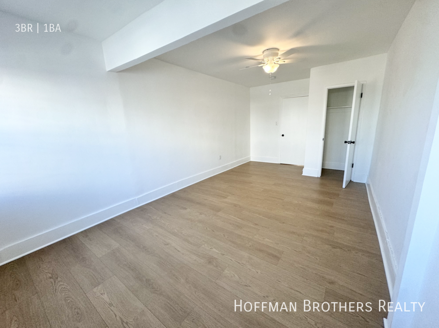 5319 S Hoover St #1-2 - Photo 5 of 8