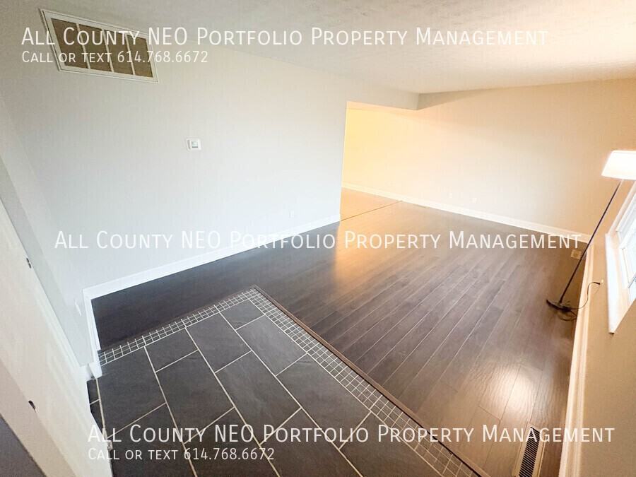 4601 Paxton Dr S - Photo 3 of 33