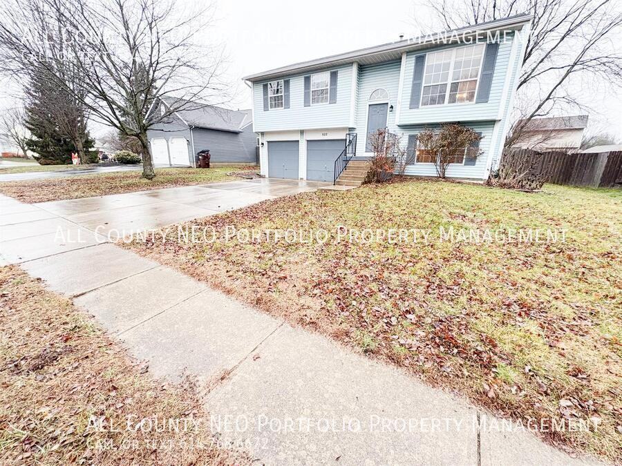 522 Warwick Ln - Photo 3 of 31