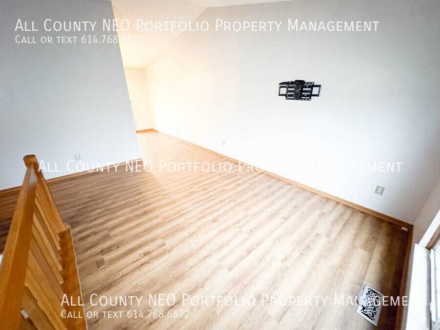 522 Warwick Ln - Photo 5 of 31