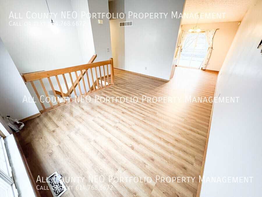 522 Warwick Ln - Photo 6 of 31