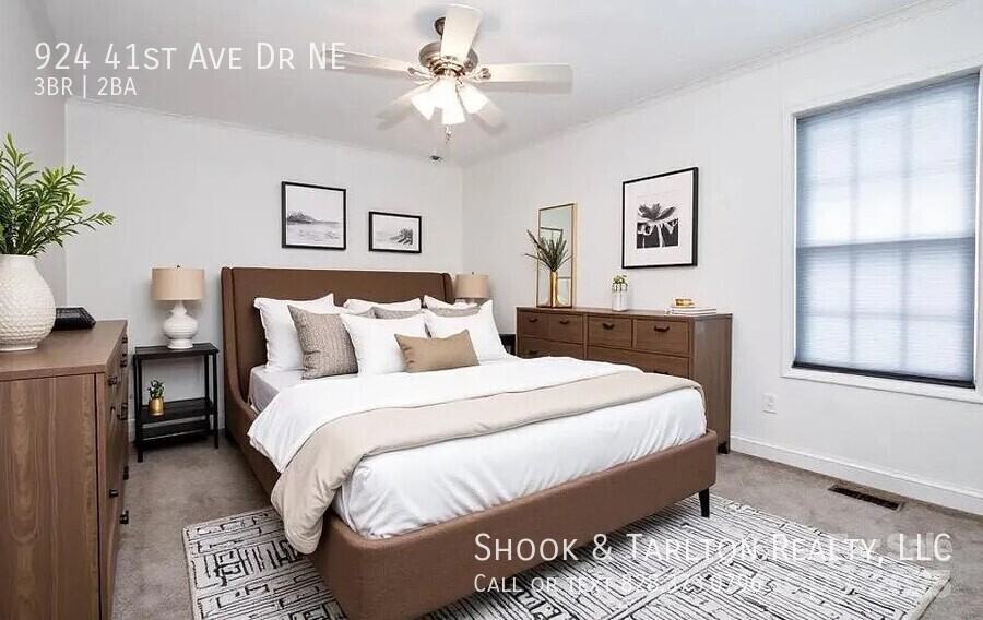 924 41st Avenue Dr Ne - Photo 2 of 9