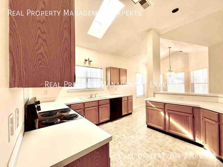 109 Claremont Way - Photo 4 of 21