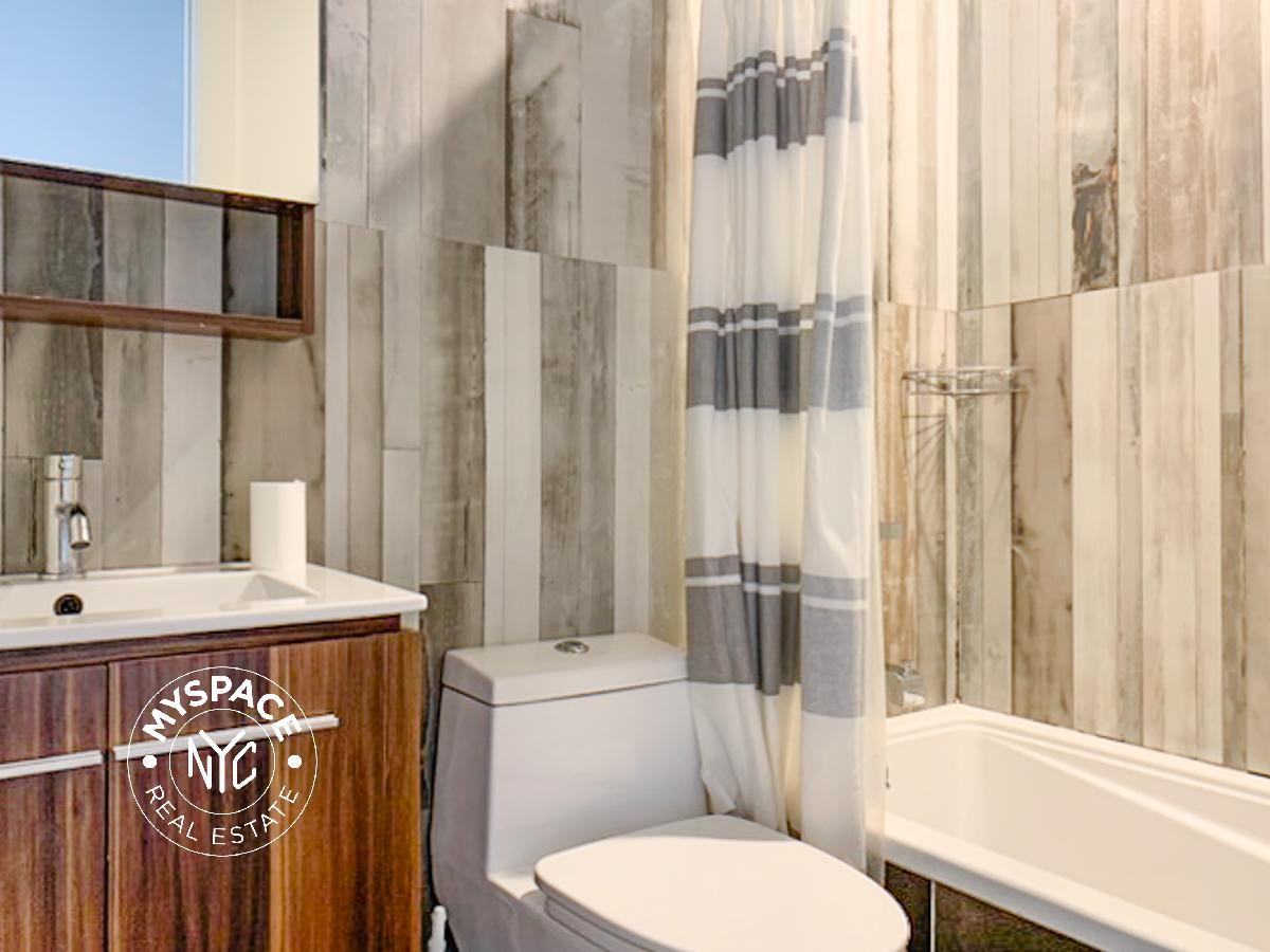 285 Irving Ave #3R - Photo 7 of 10