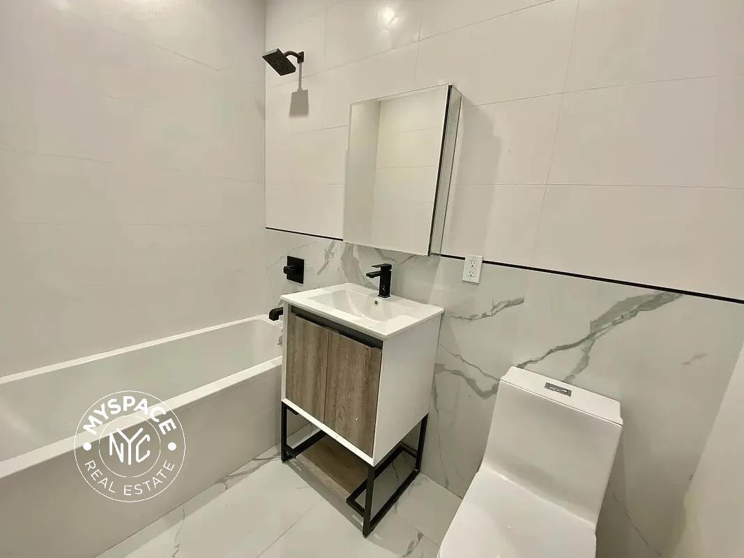 325 Putnam Ave #1ar - Photo 7 of 8